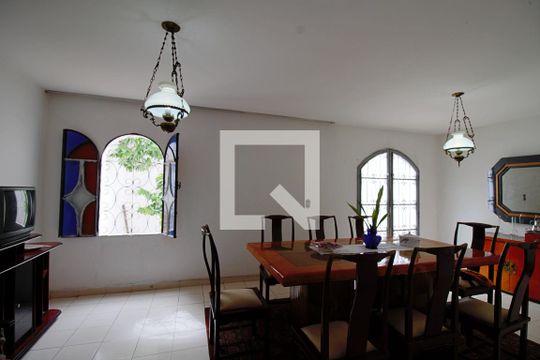 Sala de Jantar de casa à venda com 4 quartos, 263m² em Jardim Taboao, São Paulo