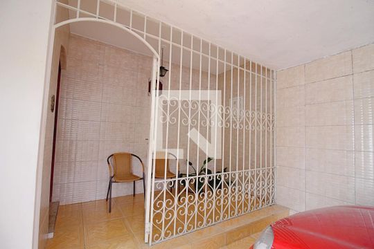 Garagem de casa à venda com 4 quartos, 263m² em Jardim Taboao, São Paulo
