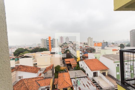 Vista da Quarto 1 de apartamento para alugar com 2 quartos, 53m² em Vila Sao Pedro, Santo André