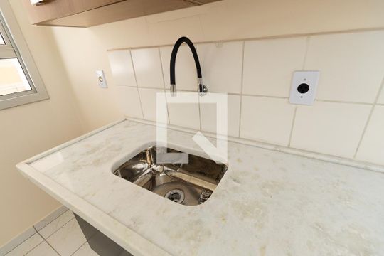 Detalhe da cozinha de apartamento para alugar com 2 quartos, 60m² em Jardim Shangai, Jundiaí