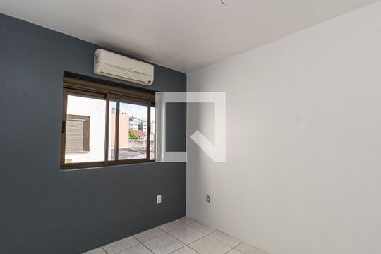 Quarto de apartamento para alugar com 1 quarto, 48m² em Jardim do Salso, Porto Alegre