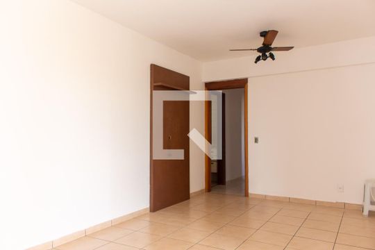 Sala de apartamento para alugar com 3 quartos, 95m² em Centro, Ribeirão Preto