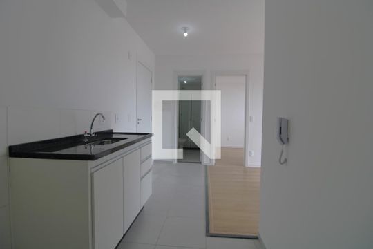 Cozinha de apartamento à venda com 2 quartos, 37m² em Vila Inglesa, São Paulo