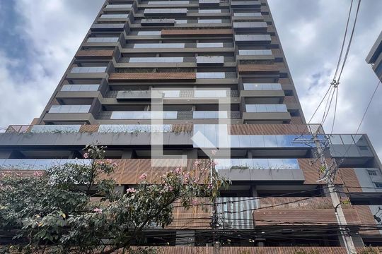 Fachada de kitnet/studio para alugar com 1 quarto, 30m² em Itaim Bibi, São Paulo