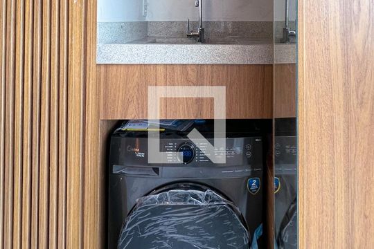 Cozinha de kitnet/studio para alugar com 1 quarto, 30m² em Itaim Bibi, São Paulo