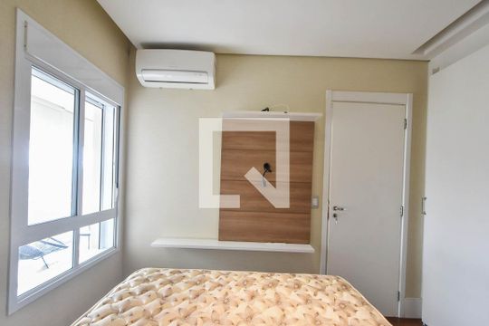 Dormitório  de apartamento à venda com 1 quarto, 50m² em Jardim Aeroporto, São Paulo