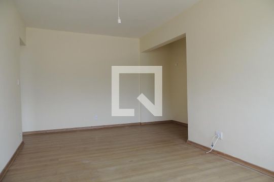 Sala de apartamento à venda com 2 quartos, 70m² em Anil, Rio de Janeiro