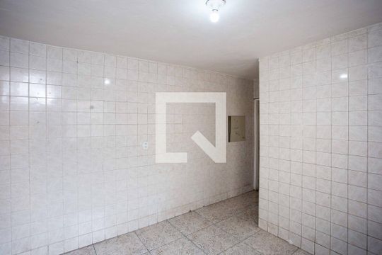Cozinha de casa para alugar com 1 quarto, 44m² em Conceição, Diadema