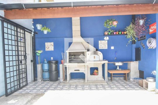 Churrasqueira  de casa à venda com 3 quartos, 100m² em Jardim Aeroporto, São Paulo