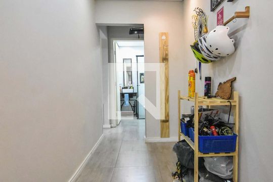 Ante Sala  de casa à venda com 3 quartos, 100m² em Jardim Aeroporto, São Paulo