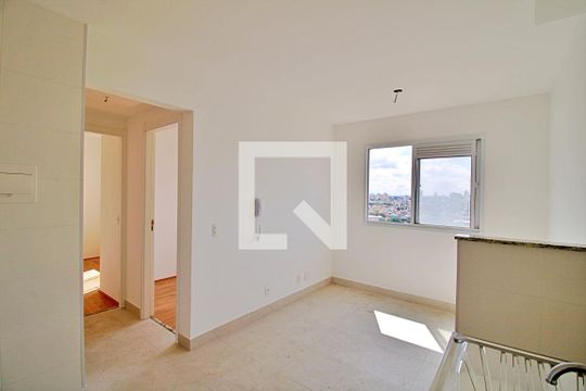 Apartamento para alugar com 2 quartos, 32m² em Parque Munhoz, São Paulo
