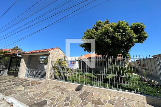 Fachada de casa à venda com 3 quartos, 161m² em Santo Afonso, Novo Hamburgo