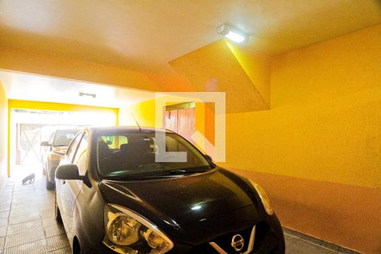 Garagem de casa à venda com 3 quartos, 220m² em Vila América, São Paulo
