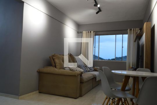 Sala de apartamento à venda com 2 quartos, 65m² em Tanque, Rio de Janeiro