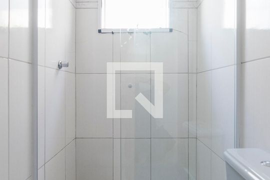 Banheiro da Suite de apartamento para alugar com 2 quartos, 64m² em Vila Homero Thon, Santo André