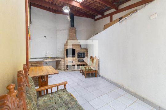 Área Comum -Churrasqueira  de casa de condomínio para alugar com 3 quartos, 110m² em Parque Fongaro, São Paulo