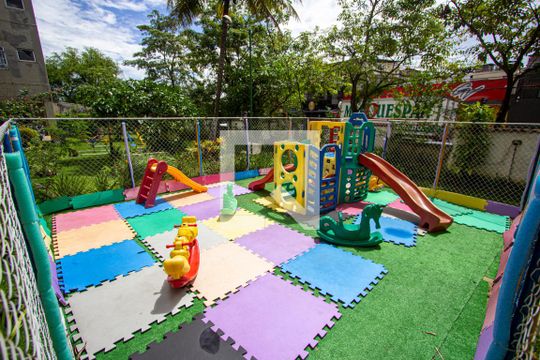 Área comum - Playground de apartamento para alugar com 2 quartos, 70m² em Pião, São Gonçalo