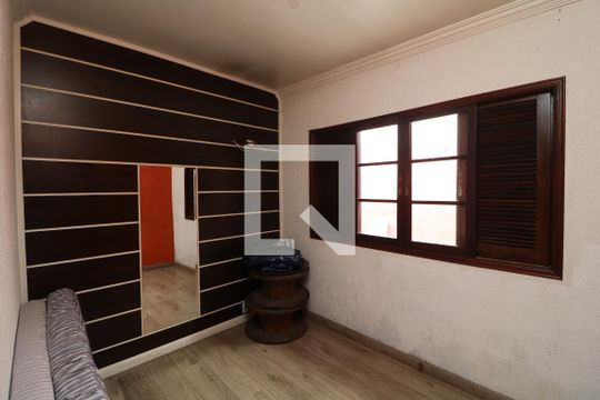 Quarto de casa para alugar com 3 quartos, 270m² em Cidade São Mateus, São Paulo