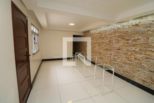Sala de casa para alugar com 3 quartos, 270m² em Cidade São Mateus, São Paulo