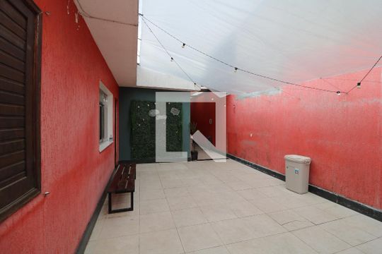 Quintal de casa para alugar com 3 quartos, 270m² em Cidade São Mateus, São Paulo