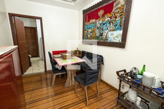 Copa de casa à venda com 7 quartos, 400m² em Vila Cloris, Belo Horizonte