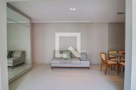 Sala de apartamento para alugar com 2 quartos, 75m² em Sion, Belo Horizonte