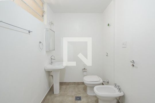 Banheiro de apartamento à venda com 2 quartos, 68m² em Campos Elíseos, São Paulo