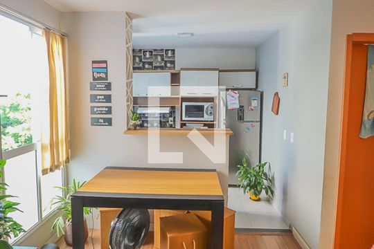 Apartamento à venda com 2 quartos, 48m² em Feitoria, São Leopoldo