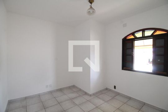 Quarto 2 de casa para alugar com 4 quartos, 250m² em Jardim Cotinha, São Paulo