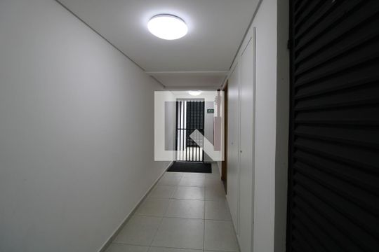 Entrada de apartamento para alugar com 1 quarto, 31m² em Jardim Sabara, São Paulo
