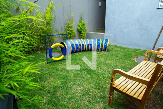Espaço Pet de kitnet/studio para alugar com 1 quarto, 27m² em Saúde, São Paulo