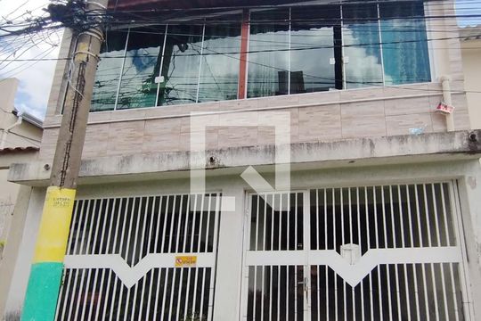 Fachada de casa à venda com 3 quartos, 72m² em Vila Dom Pedro Ii, São Paulo