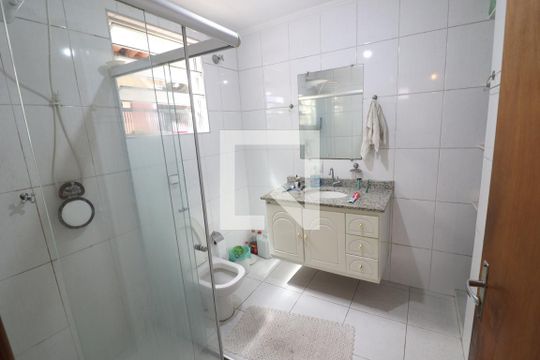 Banheiro 1 de casa à venda com 2 quartos, 140m² em Parque Peruche, São Paulo