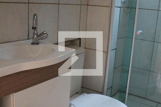Banheiro de apartamento para alugar com 2 quartos, 44m² em Jardim Antartica, São Paulo