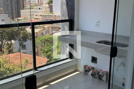Apartamento à venda com 3 quartos, 202m² em Sion, Belo Horizonte