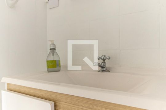 Banheiro - Torneira de kitnet/studio à venda com 1 quarto, 32m² em Vila Buarque, São Paulo