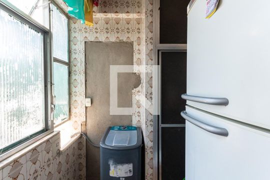 Cozinha e Área de Serviço de apartamento à venda com 2 quartos, 65m² em Benfica, Rio de Janeiro