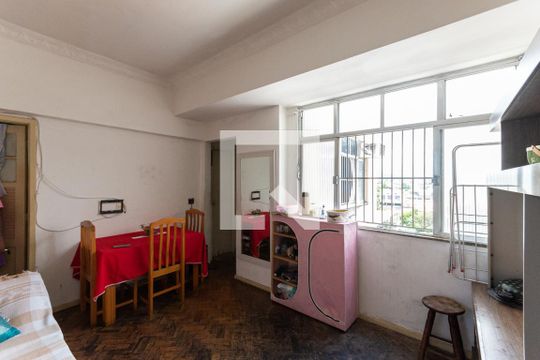 Apartamento à venda com 2 quartos, 65m² em Benfica, Rio de Janeiro