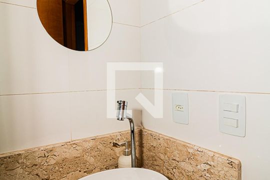 Banheiro da Suíte 1 de casa à venda com 2 quartos, 140m² em Vila Gustavo, São Paulo