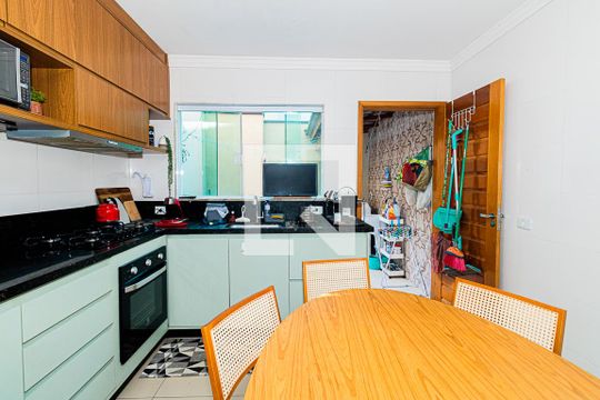 Cozinha de casa à venda com 2 quartos, 140m² em Vila Gustavo, São Paulo