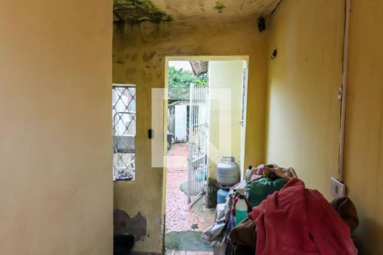 Lavanderia de casa à venda com 3 quartos, 130m² em Caxingui, São Paulo