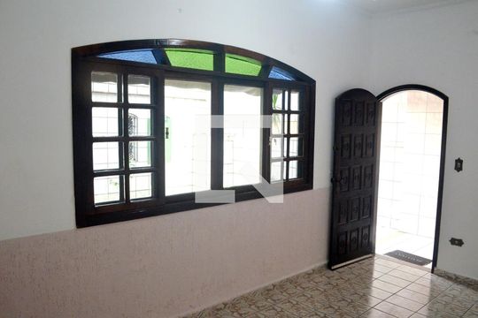 Sala de casa para alugar com 3 quartos, 164m² em Parque São Vicente, São Vicente