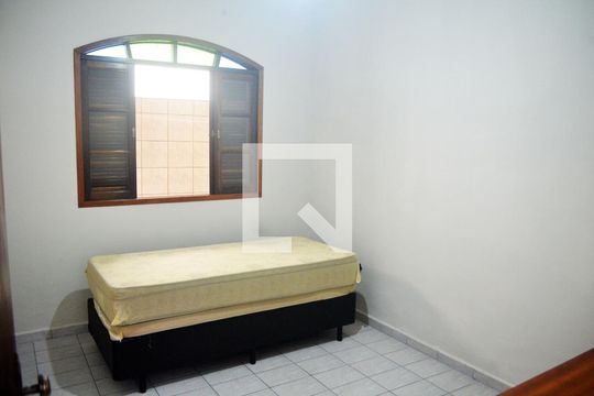 Quarto 1 de casa para alugar com 3 quartos, 164m² em Parque São Vicente, São Vicente