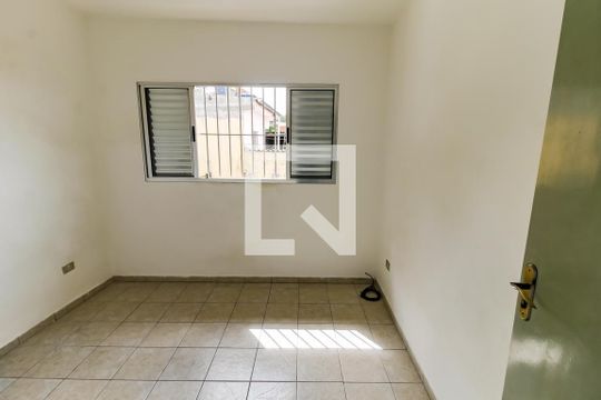 Quarto 1 de casa para alugar com 2 quartos, 100m² em Parque Regina, São Paulo