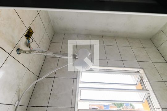 Banheiro de casa para alugar com 2 quartos, 100m² em Parque Regina, São Paulo