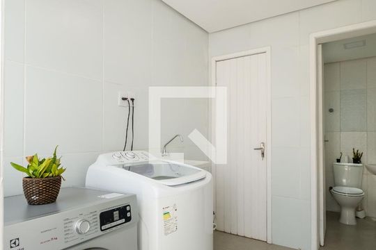 Área de Serviço de apartamento à venda com 2 quartos, 121m² em Medianeira, Porto Alegre