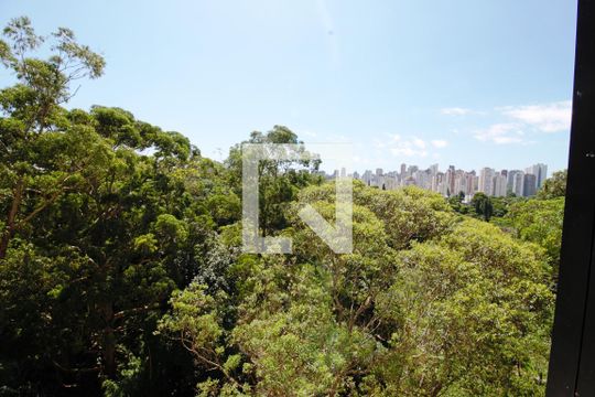 Vista do Quarto 1 de apartamento para alugar com 2 quartos, 56m² em Jardim Taboao, São Paulo