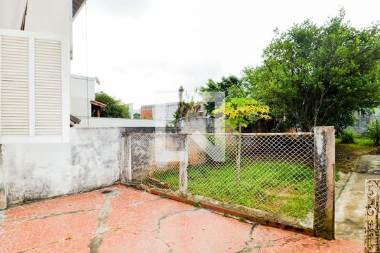 Quintal de casa à venda com 3 quartos, 143m² em Vila Trabalhista, Guarulhos