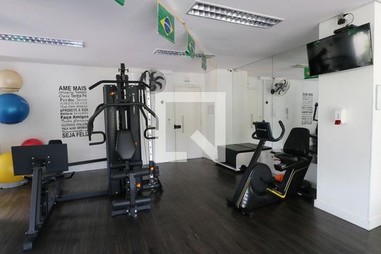 Academia de apartamento para alugar com 2 quartos, 130m² em Vila Romana, São Paulo