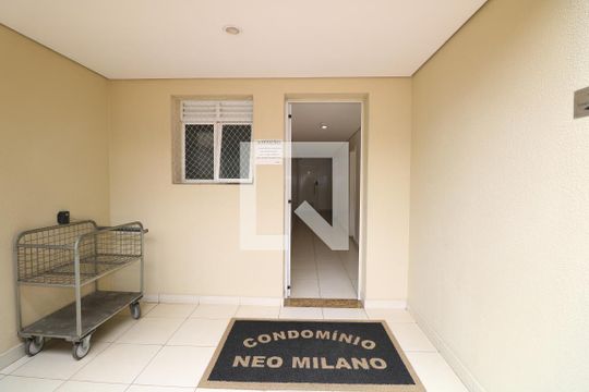 Hall de entrada de apartamento para alugar com 2 quartos, 130m² em Vila Romana, São Paulo